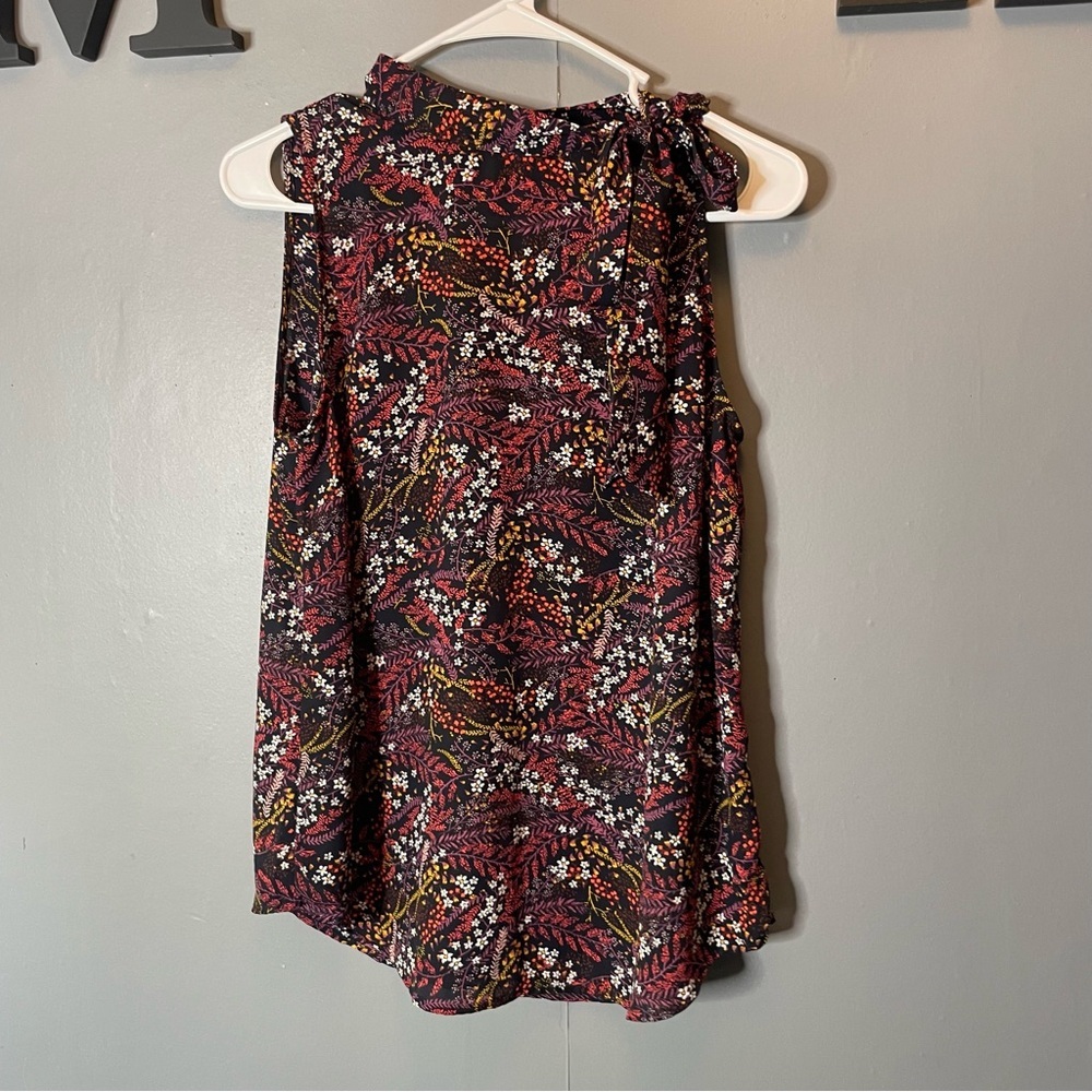 Loft Black Floral Sleeveless‎ Highneck Tank Top size small